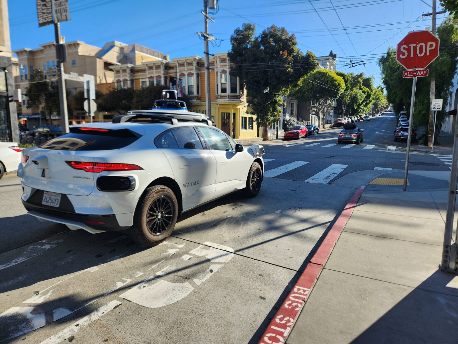 Waymo driverless taxi in San Francisco
